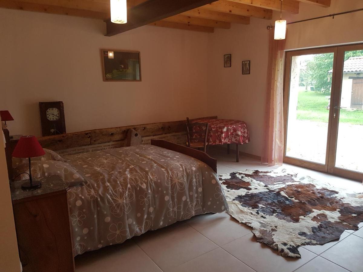 Bed and Breakfast Ferme Passion Saint-Trivier-sur-Moignans Екстер'єр фото