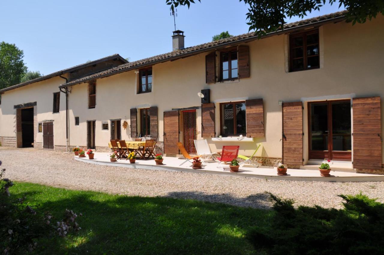 Bed and Breakfast Ferme Passion Saint-Trivier-sur-Moignans Екстер'єр фото