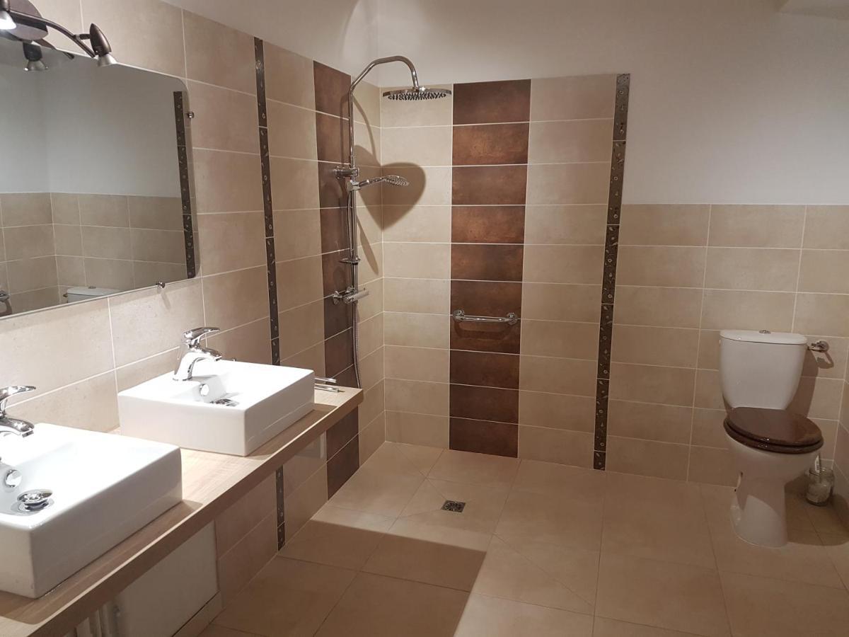 Bed and Breakfast Ferme Passion Saint-Trivier-sur-Moignans Екстер'єр фото